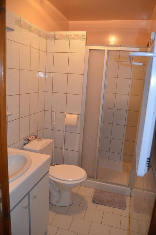 Chambres D'Hotes & Champagne Douard La Chapelle-Monthodon 외부 사진